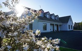 Crossriver Bed And Breakfast
